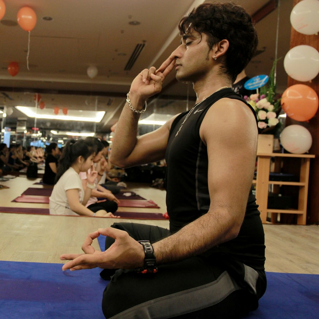 Đằng Sau Câu Chuyện Giảm Cân của Master Vishwa